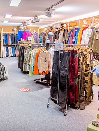 Bild: Bekleidungsabteilung im Erlebnisfachmarkt