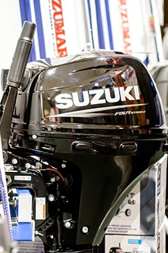 Bild: Außenbordmotor von Suzuki Bild: Außenbordmotor von Suzuki