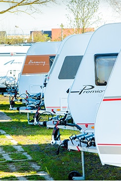 Bild: geparkte Wohnwagen Bild: geparkte Wohnwagen